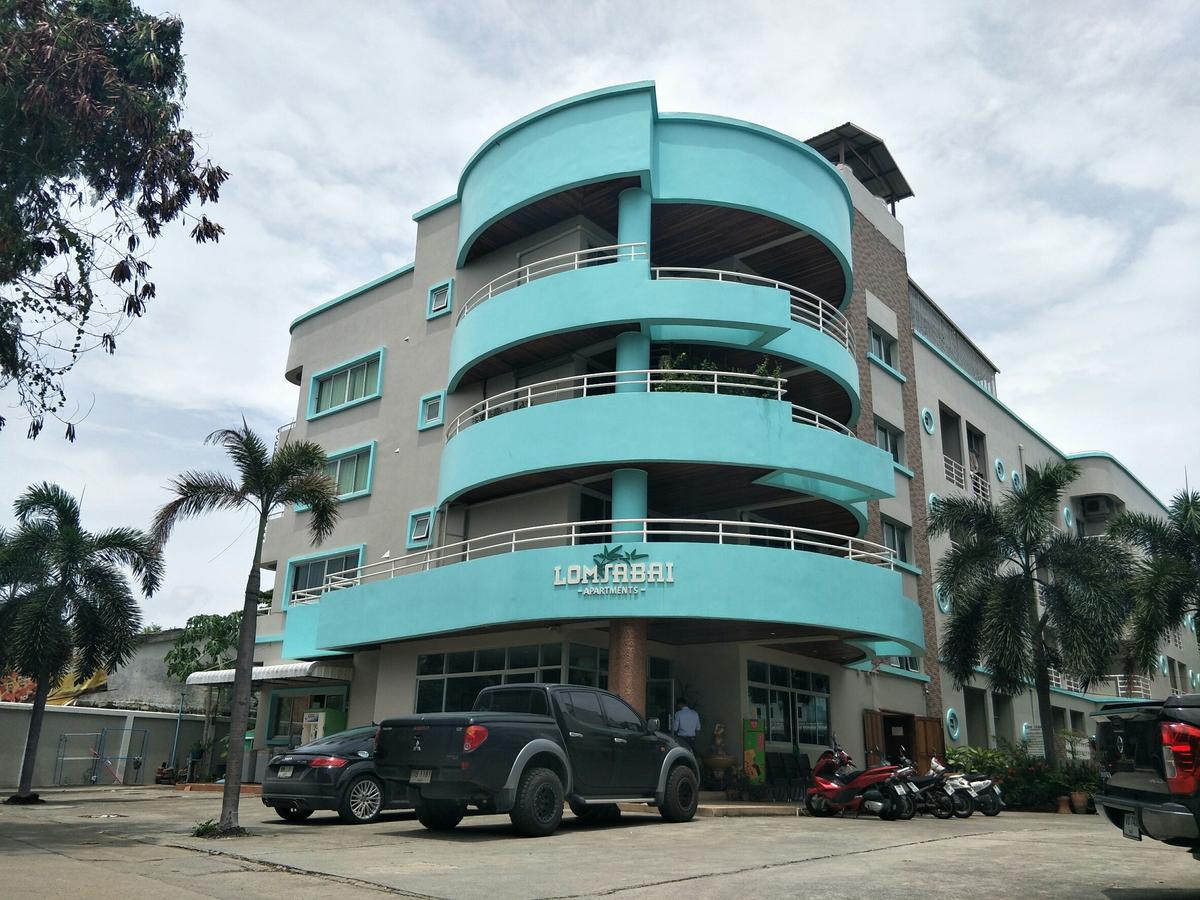 Lomsabai Apartments Bangsaen Екстериор снимка
