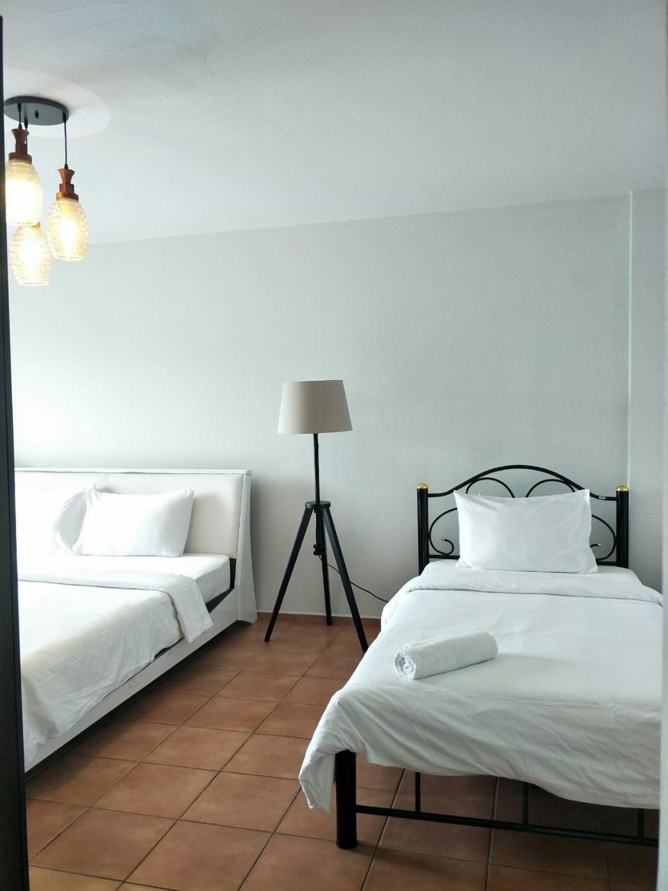 Lomsabai Apartments Bangsaen Екстериор снимка